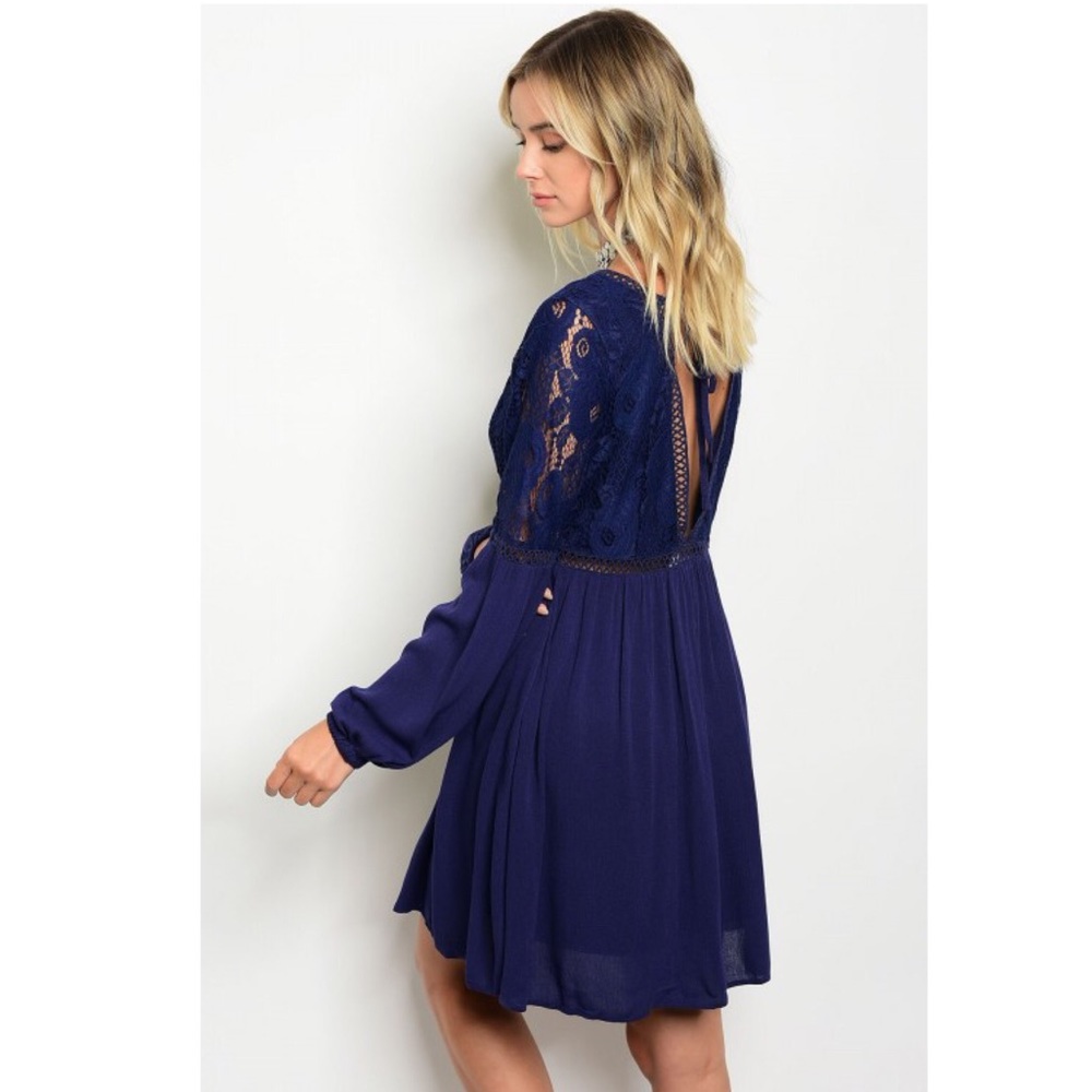 Crochet Lace Long Sleeve Dress - Picture 2 of 6